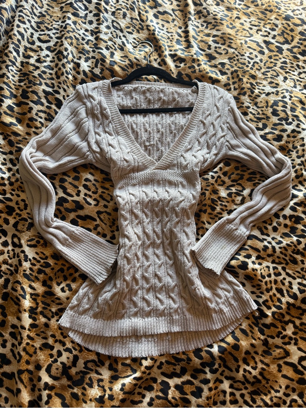 Vintage Y2K Cable Knit V Neck Sweater Medium Bella Swan Fairygrunge Tunic